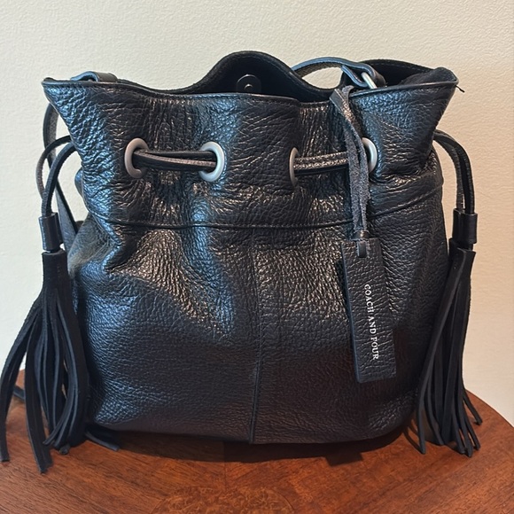 Coach and Four Bucket bag shoulder/crossbody  drawstring/ tassels  leather black - Picture 1 of 17